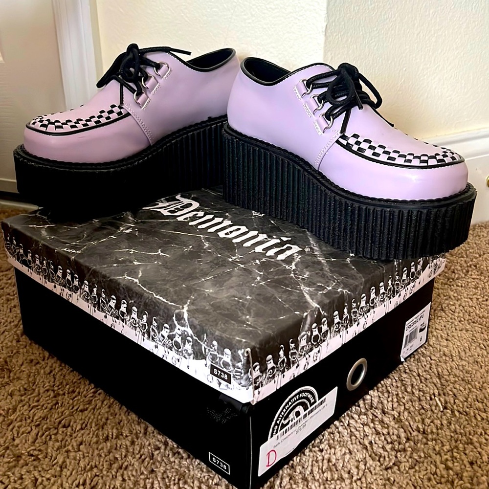 3" Pf Creeper Without Bat Wings - Lavender Vegan Leather Demonia Platforms